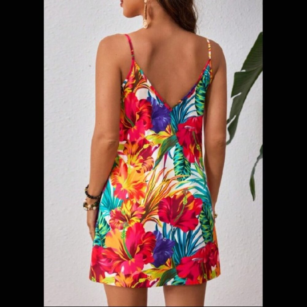 Tropical Print Sundress - Picture 2 of 3